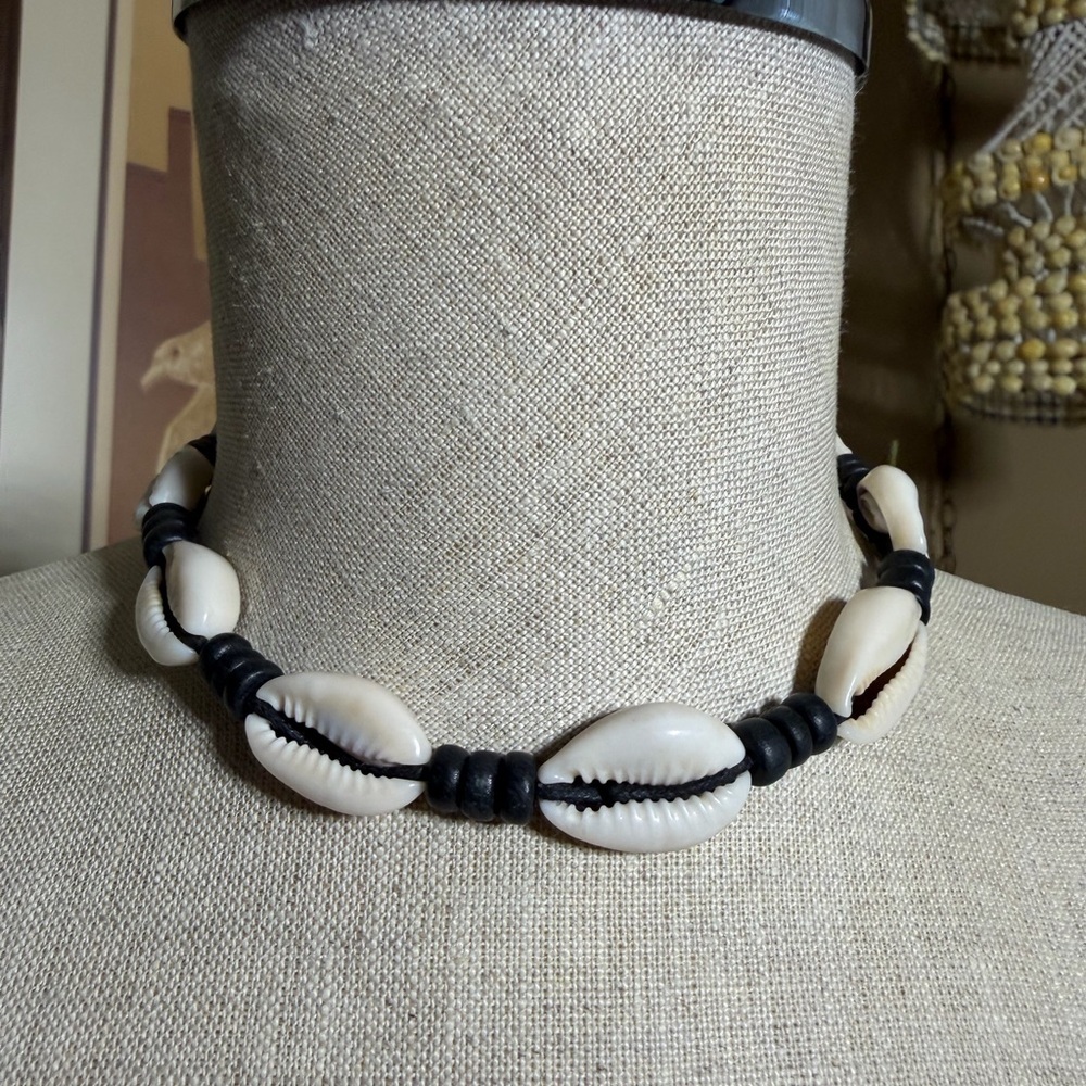 Boho Beach Cowrie Shell Choker Necklace